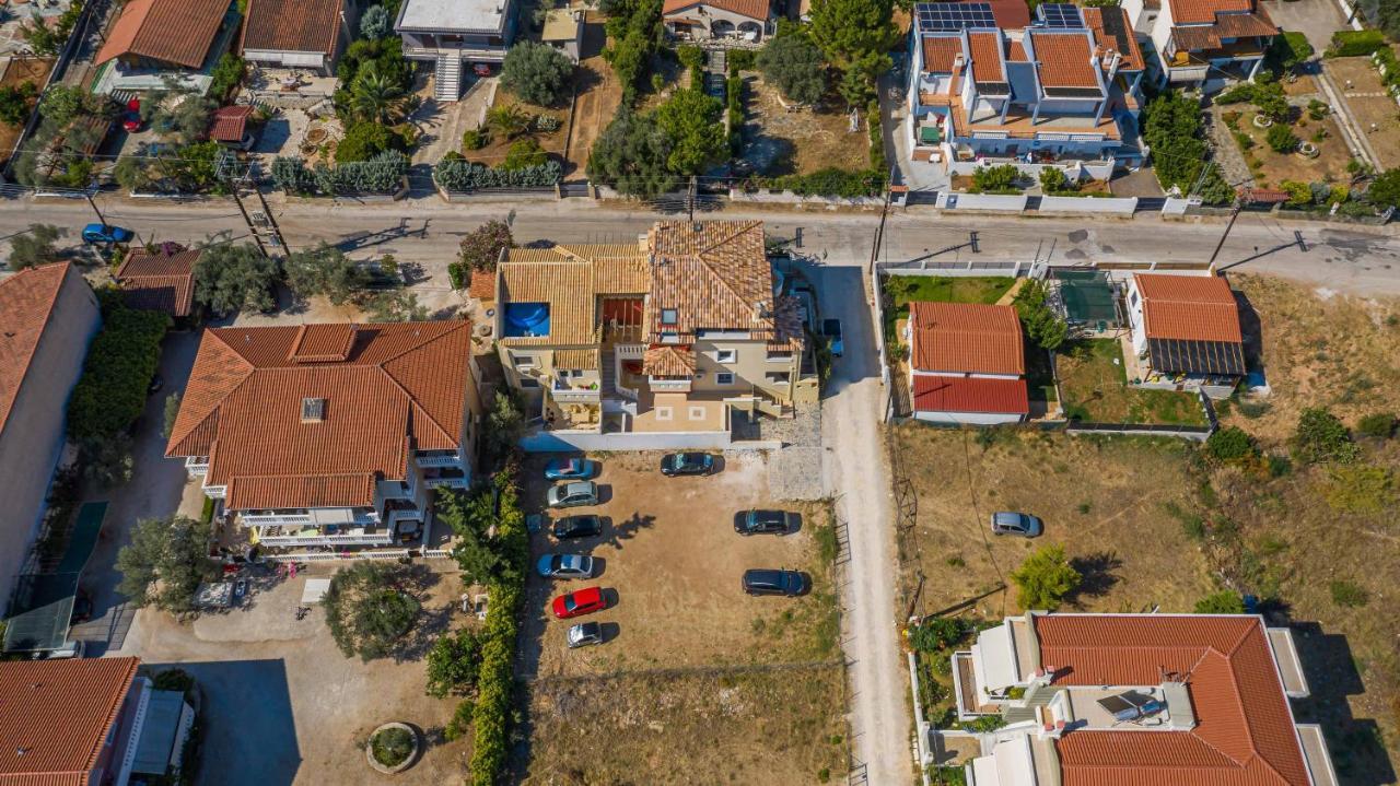 Апартаменты Livas Almyri Seafront Flat Като-Алмири Экстерьер фото