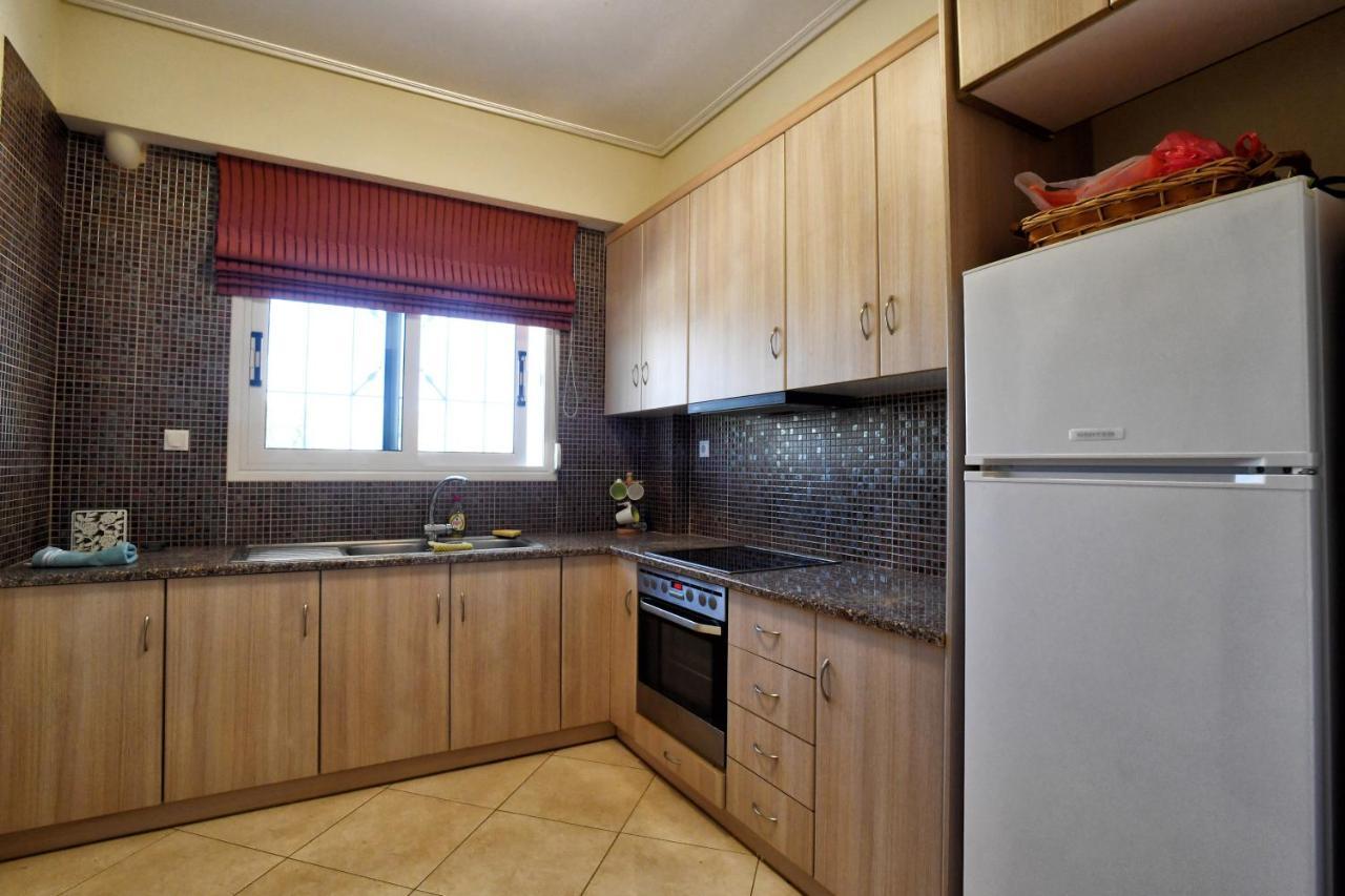 Апартаменты Livas Almyri Seafront Flat Като-Алмири Экстерьер фото